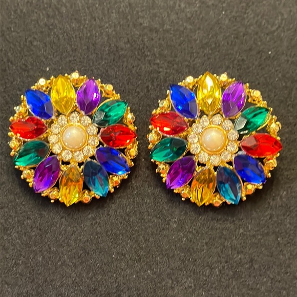 Large Gorgeous Clip Earrings Holiday Rainbow of Colors - Picture 3 of 7